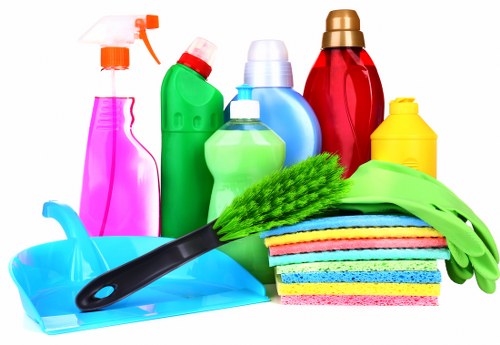 Professional move-in cleaning for a Greenwich home interior