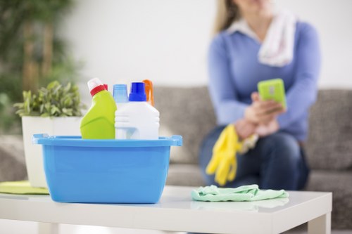 Load-based and cubic-yard pricing example for waste clearance